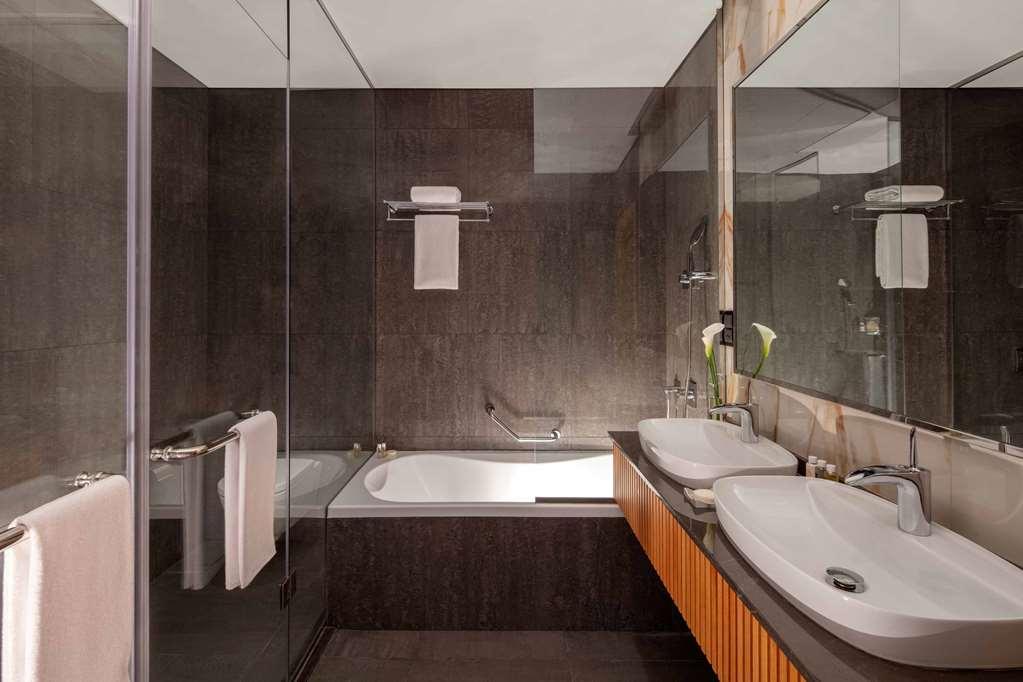 The First Collection Dubai Business Bay Hotell Rom bilde Bathroom